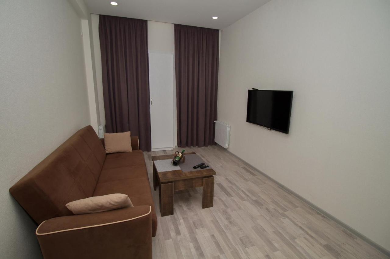 Host Net Iverieli Apartment Tbilisi Ngoại thất bức ảnh